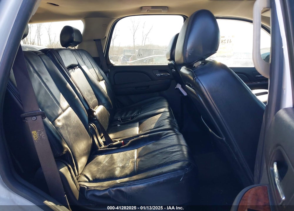 2007 CHEVROLET TAHOE LT VIN: 1GNFK130X7J247351