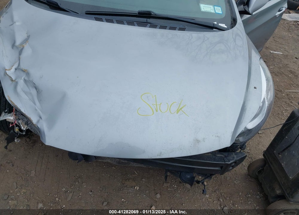 2015 HYUNDAI ELANTRA SE VIN: KMHDH4AE4FU281647