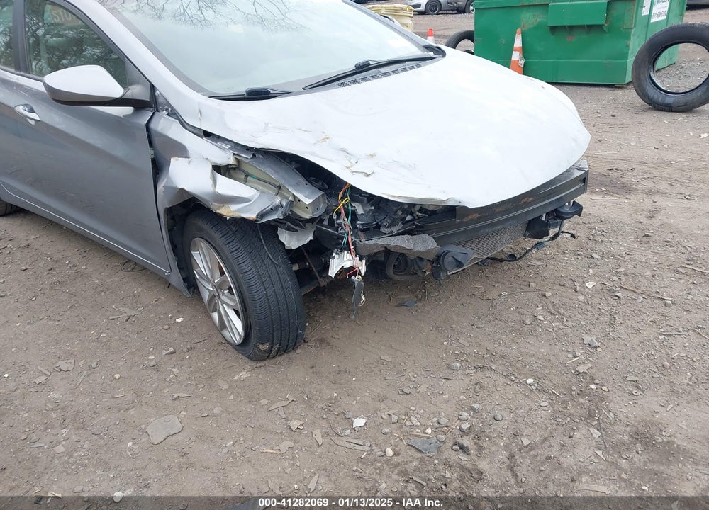2015 HYUNDAI ELANTRA SE VIN: KMHDH4AE4FU281647