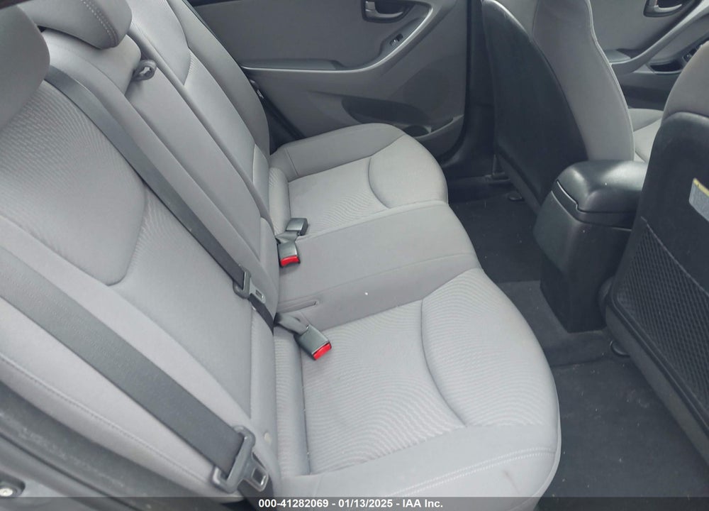 2015 HYUNDAI ELANTRA SE VIN: KMHDH4AE4FU281647