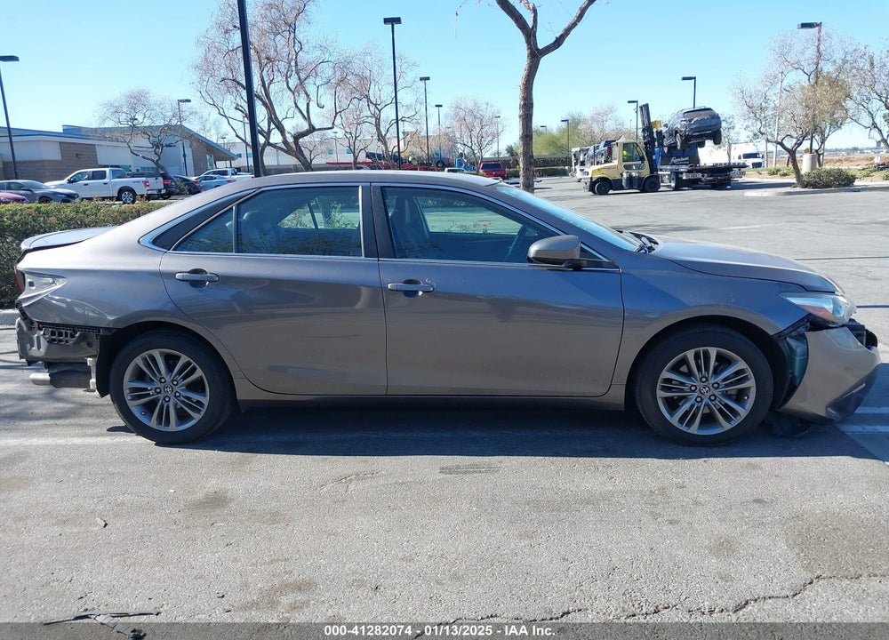 2017 TOYOTA CAMRY SE VIN: 4T1BF1FK4HU782552