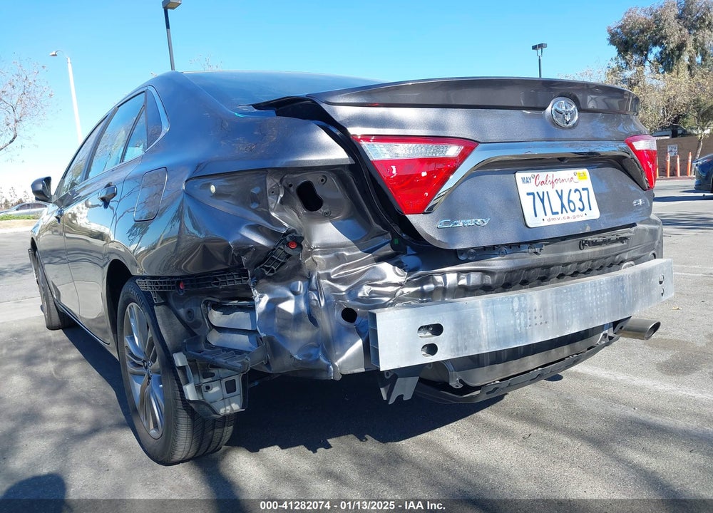 2017 TOYOTA CAMRY SE VIN: 4T1BF1FK4HU782552