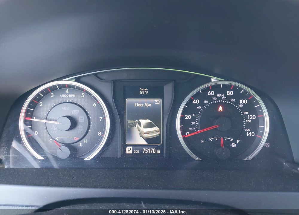 2017 TOYOTA CAMRY SE VIN: 4T1BF1FK4HU782552