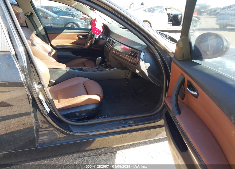 2008 BMW 328 VIN: WBAVA335X8P143596