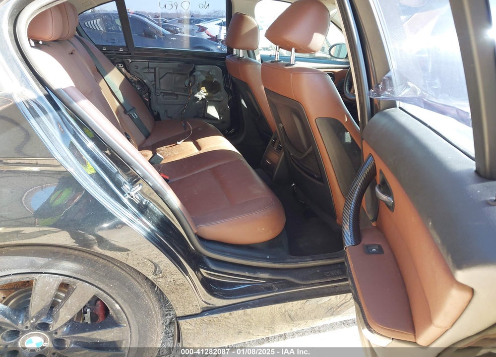 2008 BMW 328 VIN: WBAVA335X8P143596