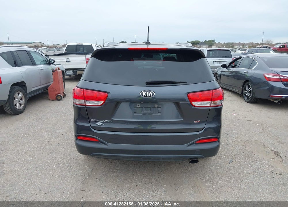 2016 KIA SORENTO 2.4L LX VIN: 5XYPG4A34GG175270