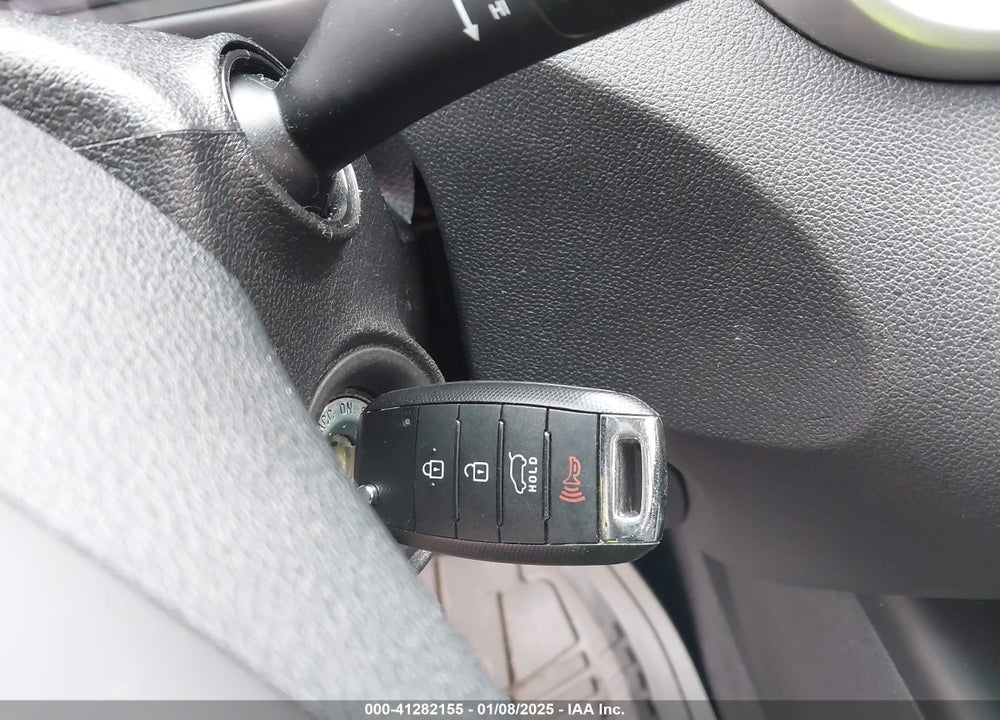 2016 KIA SORENTO 2.4L LX VIN: 5XYPG4A34GG175270