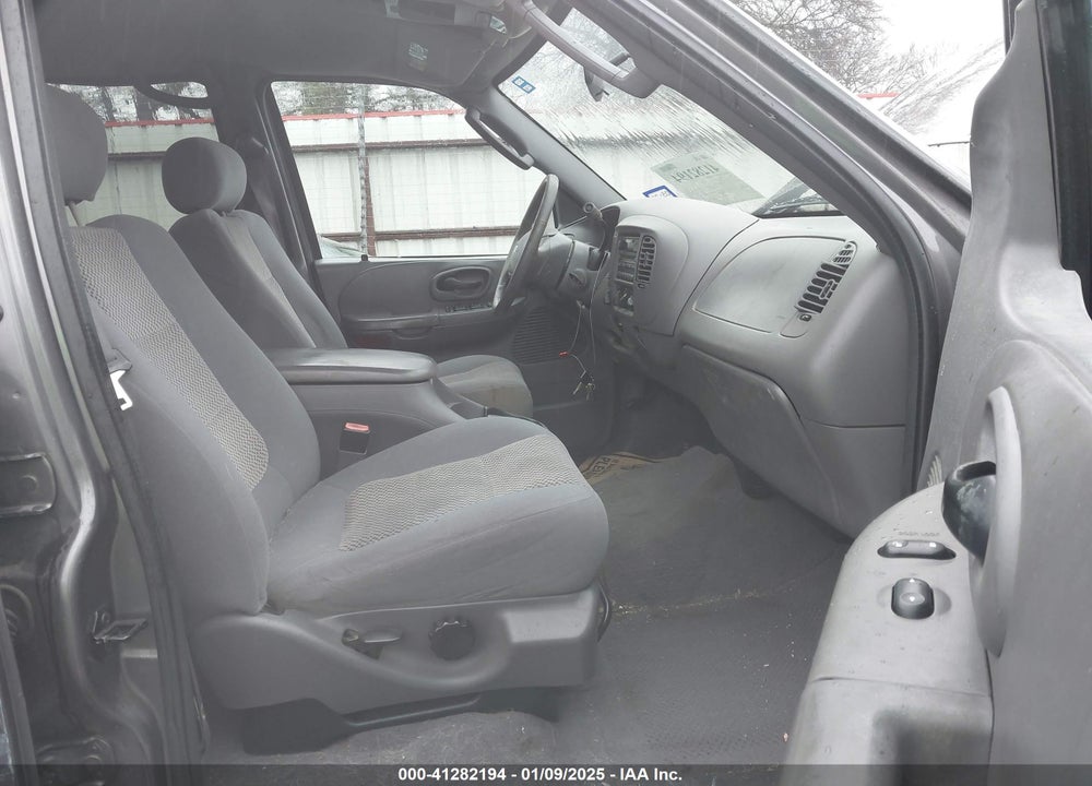 2003 FORD F-150 LARIAT/XLT VIN: 1FTRW08L83KB25728