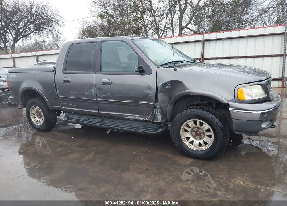 2003 FORD F-150 LARIAT/XLT VIN: 1FTRW08L83KB25728