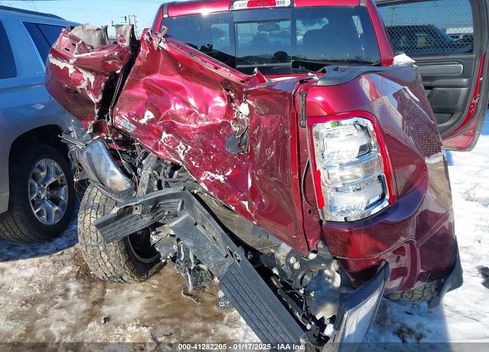 2019 RAM 1500 VIN: 1C6SRFFT5KN739784
