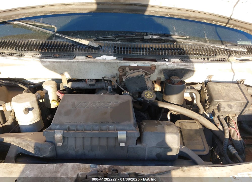 1996 CHEVROLET ASTRO VIN: 1GCDM19W7TB122446