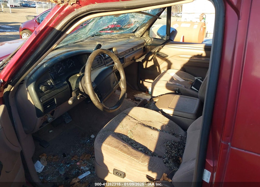 1996 FORD BRONCO U100 VIN: 1FMEU15N8TLA78223