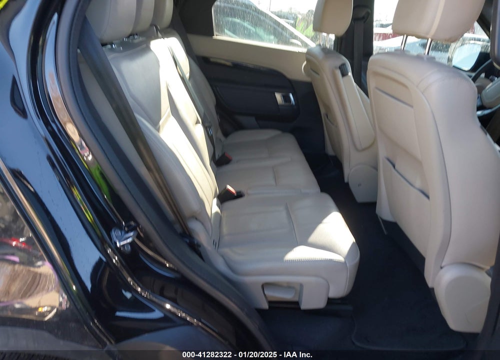 2020 LAND ROVER DISCOVERY SE VIN: SALRG2RV7L2427268