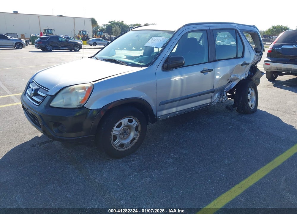 2005 HONDA CR-V LX VIN: SHSRD68505U307121
