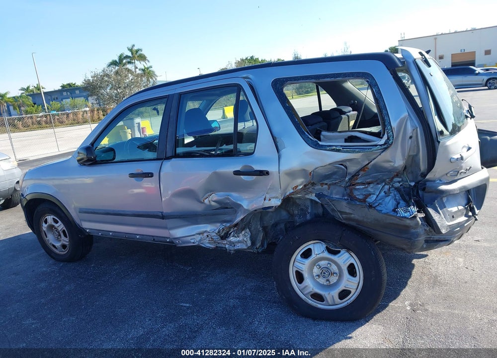 2005 HONDA CR-V LX VIN: SHSRD68505U307121