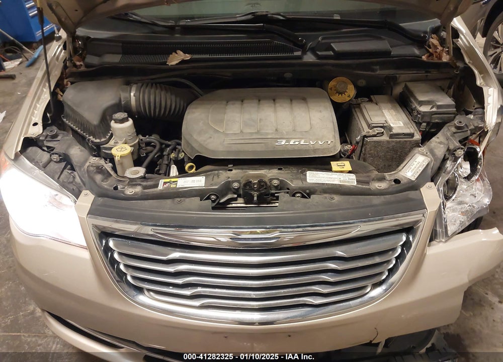 2014 CHRYSLER TOWN & COUNTRY TOURING-L VIN: 2C4RC1CG9ER143300