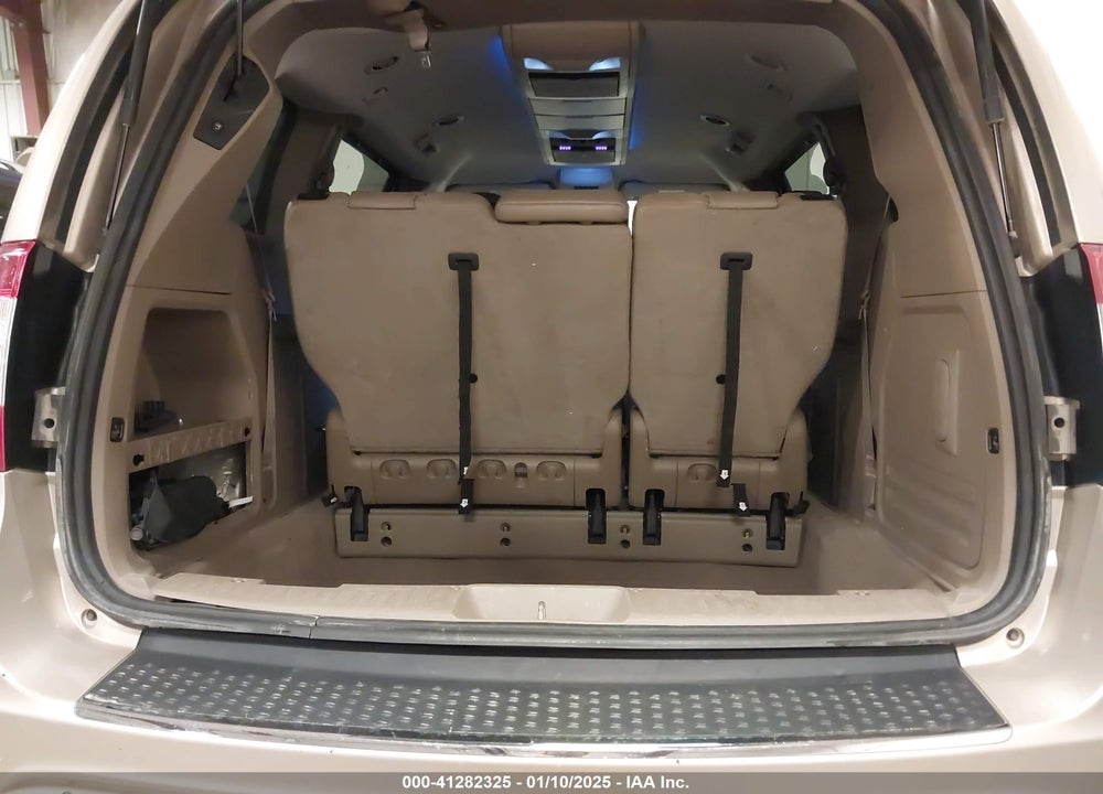 2014 CHRYSLER TOWN & COUNTRY TOURING-L VIN: 2C4RC1CG9ER143300