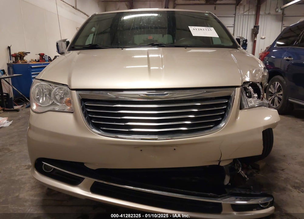 2014 CHRYSLER TOWN & COUNTRY TOURING-L VIN: 2C4RC1CG9ER143300