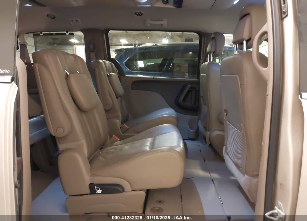 2014 CHRYSLER TOWN & COUNTRY TOURING-L VIN: 2C4RC1CG9ER143300
