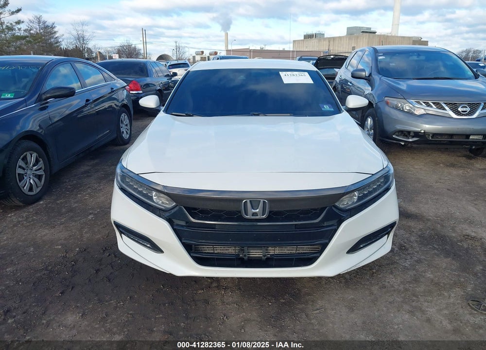 2018 HONDA ACCORD VIN: 1HGCV1F32JA046870