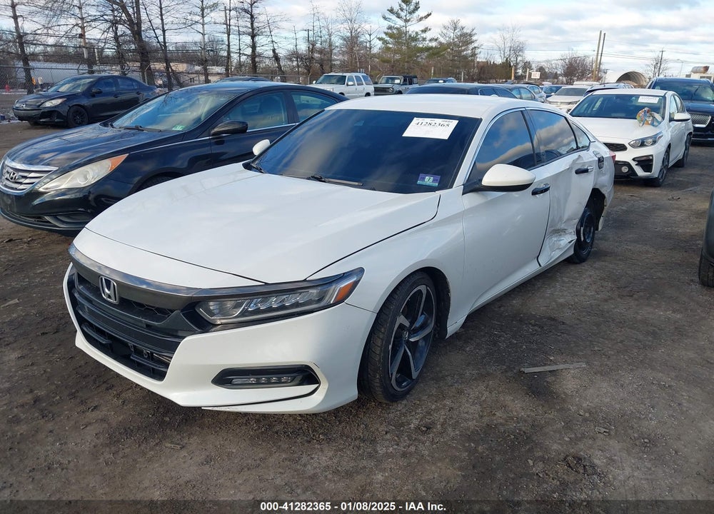 2018 HONDA ACCORD VIN: 1HGCV1F32JA046870