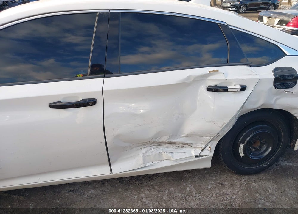 2018 HONDA ACCORD VIN: 1HGCV1F32JA046870