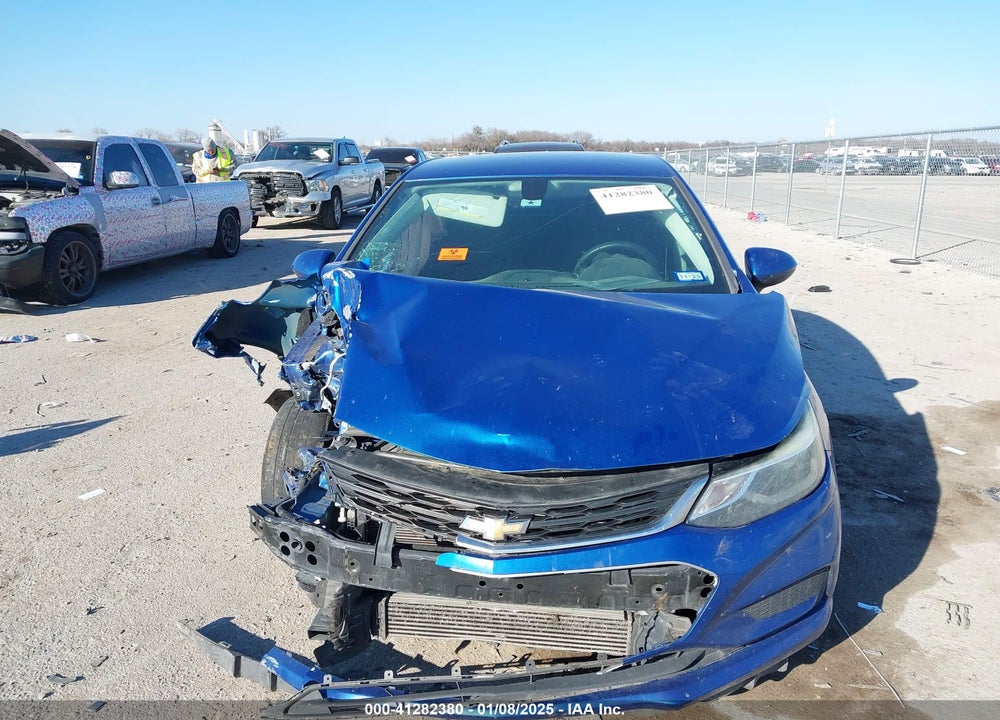 2017 CHEVROLET CRUZE VIN: 3G1BE5SM2HS572935
