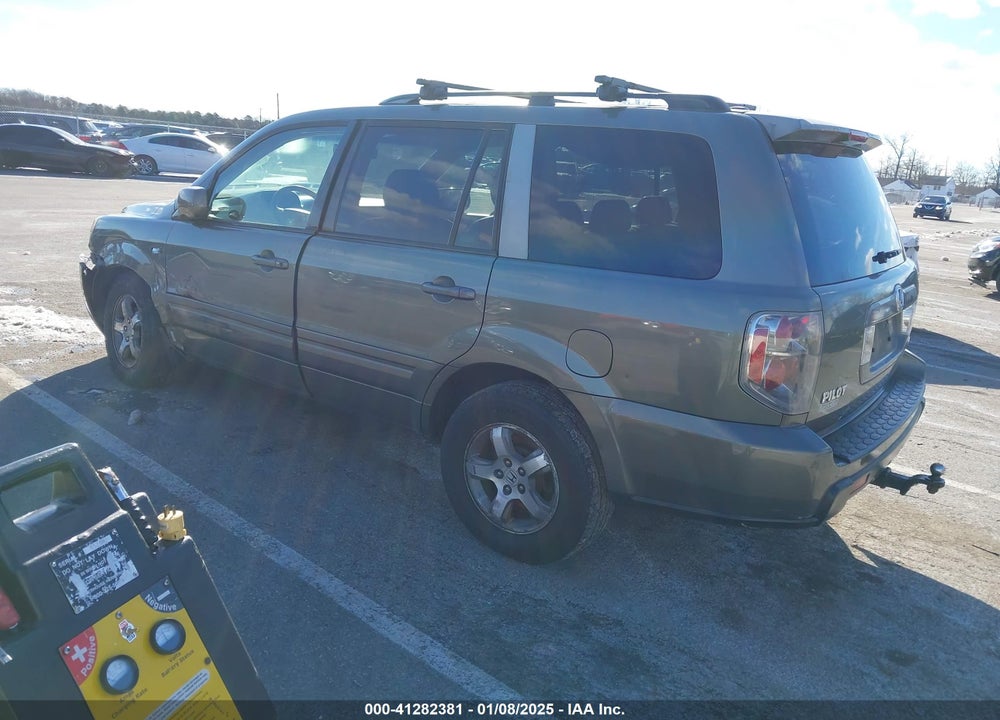 2008 HONDA PILOT EX-L VIN: 5FNYF185X8B024696