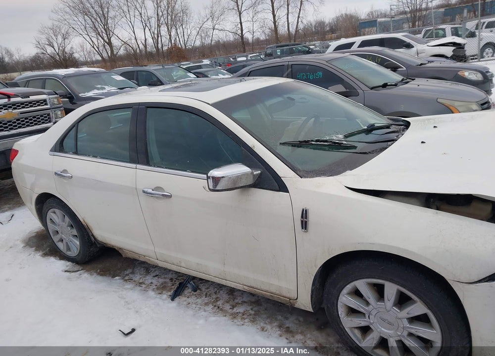 2012 LINCOLN MKZ VIN: 3LNHL2GC2CR819582
