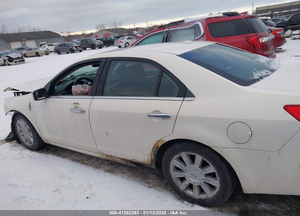2012 LINCOLN MKZ VIN: 3LNHL2GC2CR819582