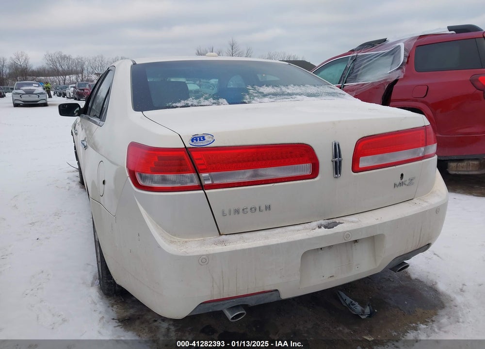 2012 LINCOLN MKZ VIN: 3LNHL2GC2CR819582