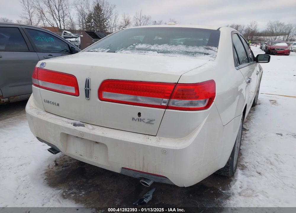 2012 LINCOLN MKZ VIN: 3LNHL2GC2CR819582