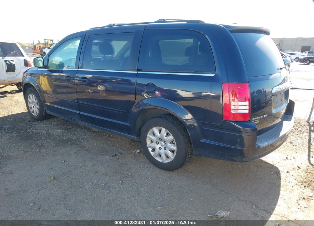 2010 CHRYSLER TOWN & COUNTRY LX VIN: 2A4RR4DE7AR141093