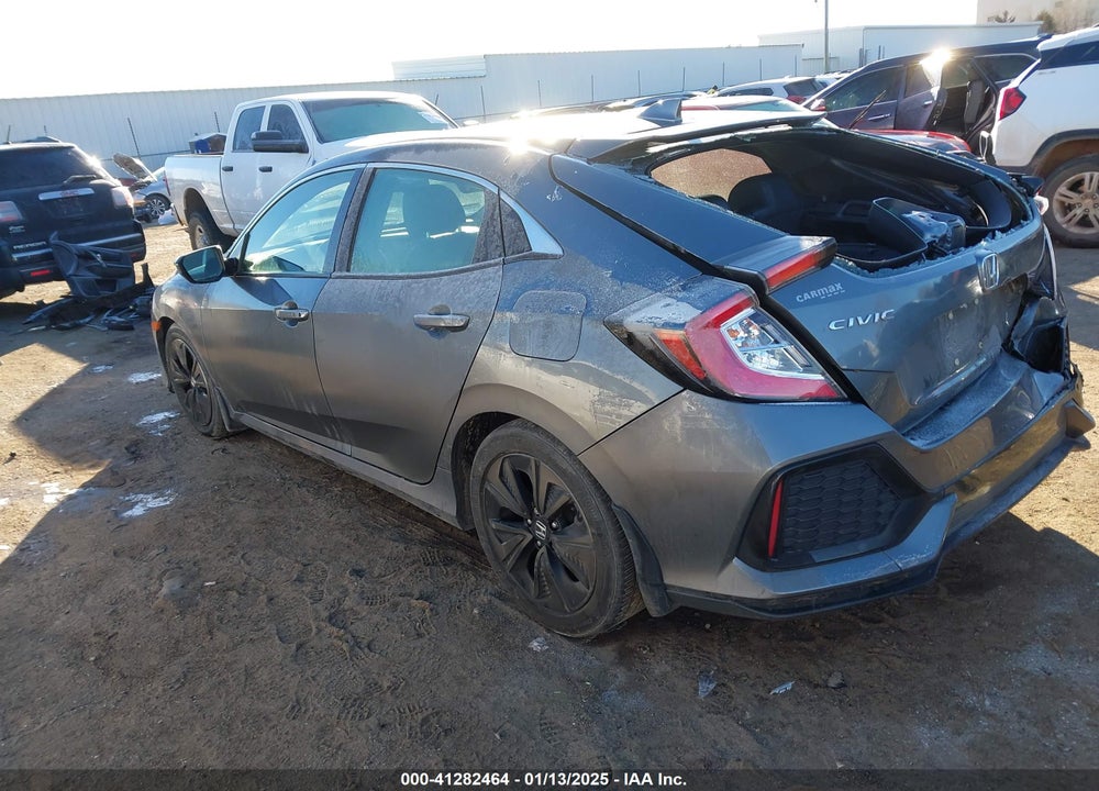 2018 HONDA CIVIC VIN: SHHFK7H53JU230193