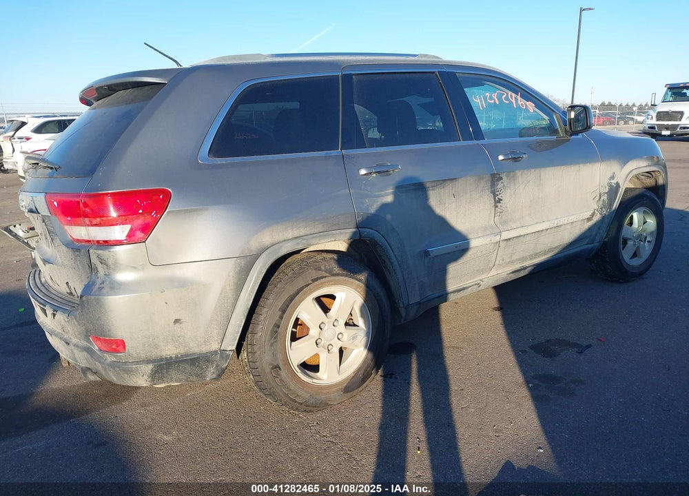 2011 JEEP GRAND CHEROKEE LAREDO VIN: 1J4RR4GG0BC677777