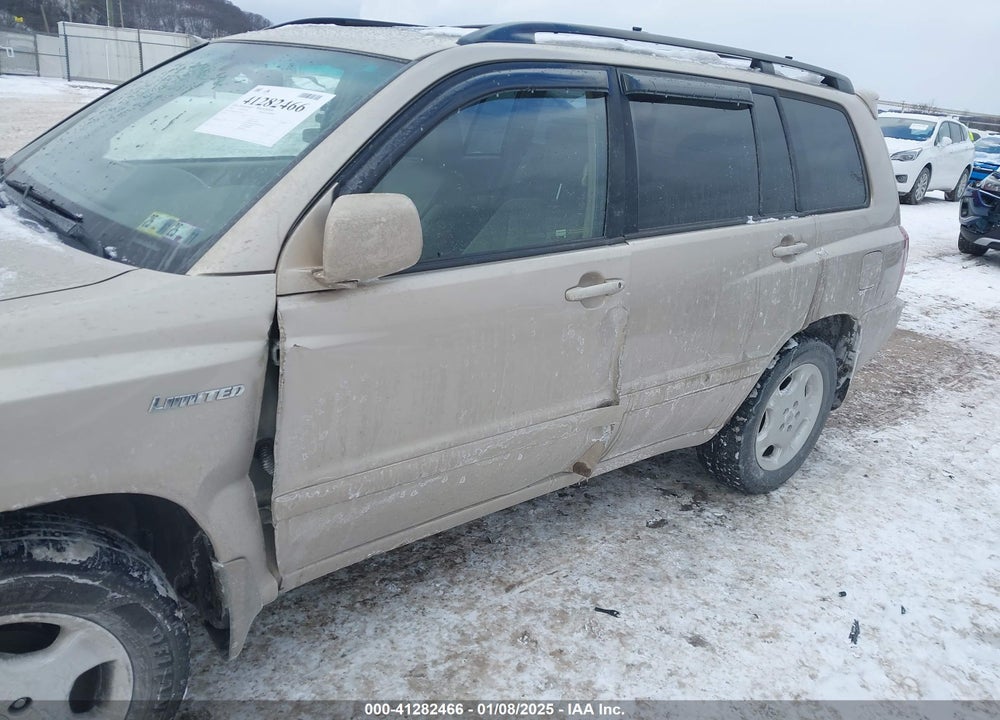 2005 TOYOTA HIGHLANDER LIMITED V6 VIN: JTEEP21A650118626