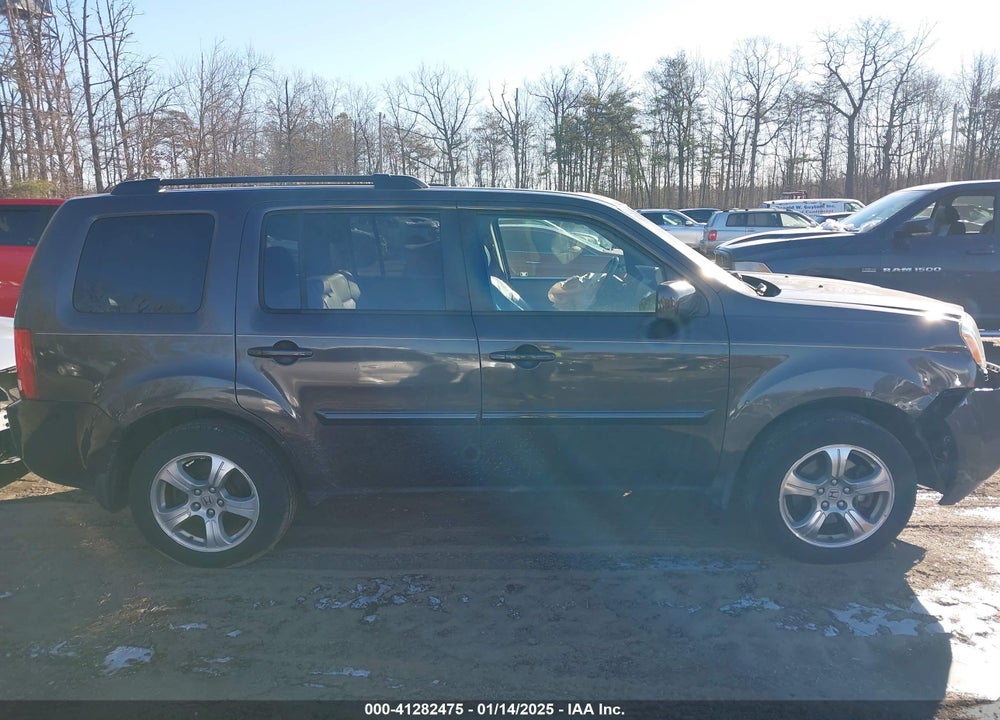 2012 HONDA PILOT EX-L VIN: 5FNYF4H63CB016152