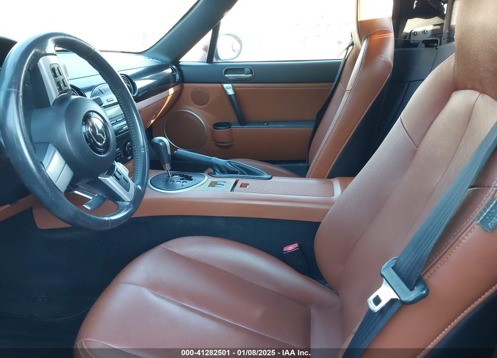 2007 MAZDA MX-5 VIN: JM1NC26F270136211