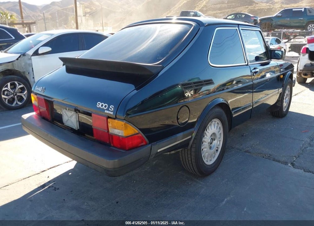 1986 SAAB 900 S VIN: YS3AC35D3G7027132