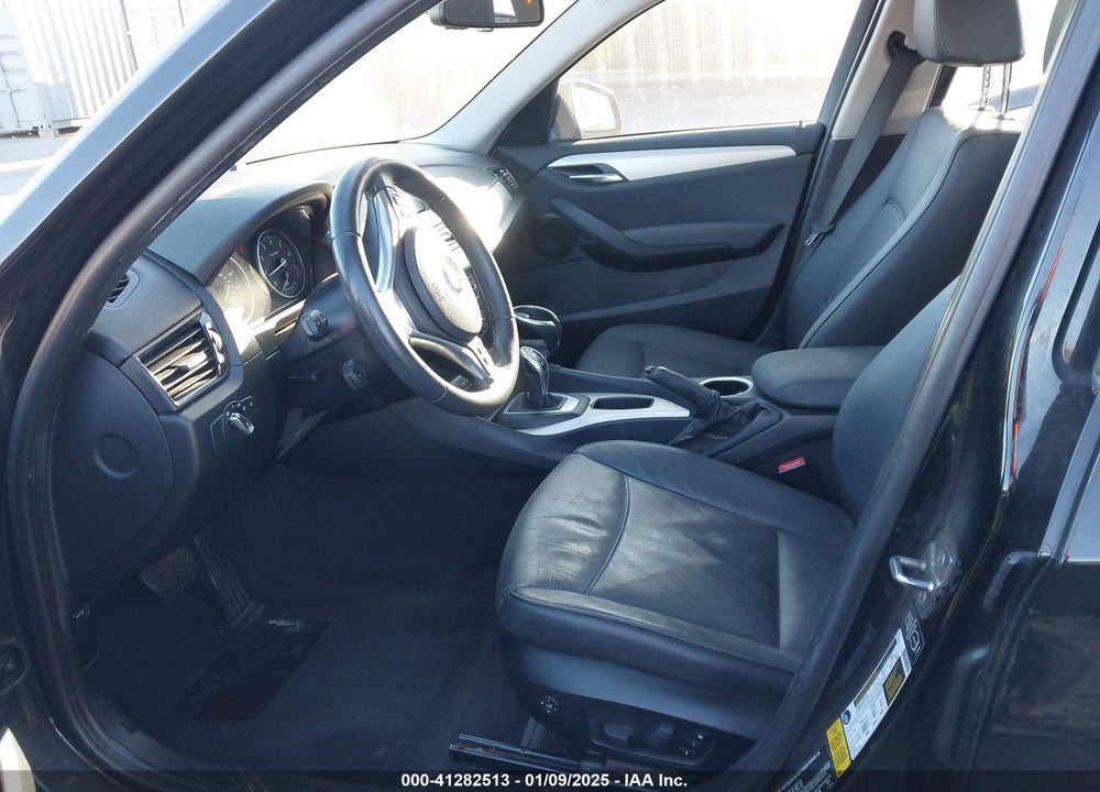 2014 BMW X1 VIN: WBAVM1C52EVW53086