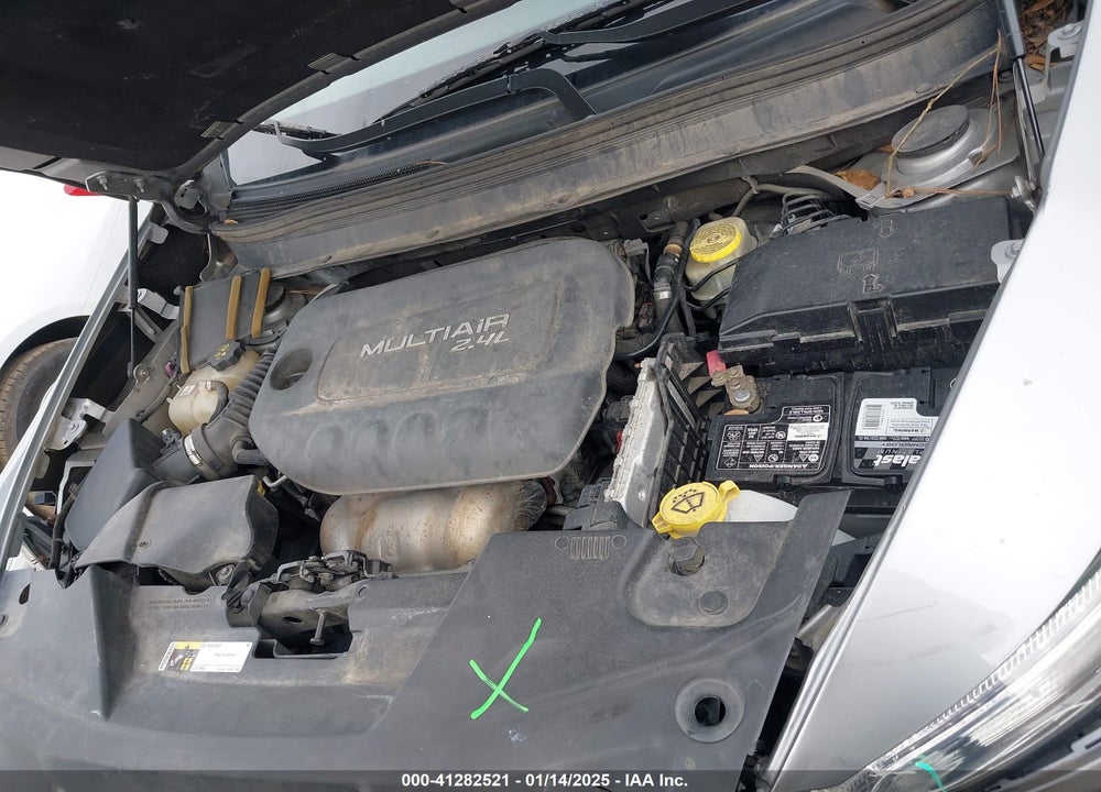 2015 JEEP CHEROKEE VIN: 1C4PJLCB9FW683302