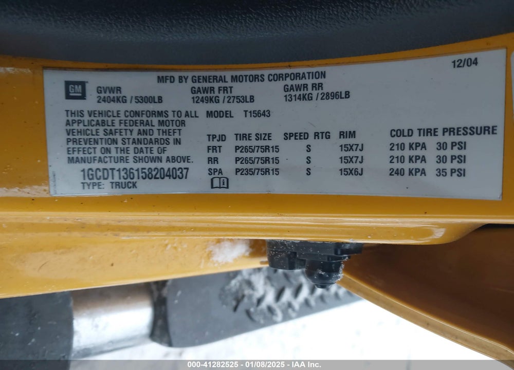 2005 CHEVROLET COLORADO LS VIN: 1GCDT136158204037