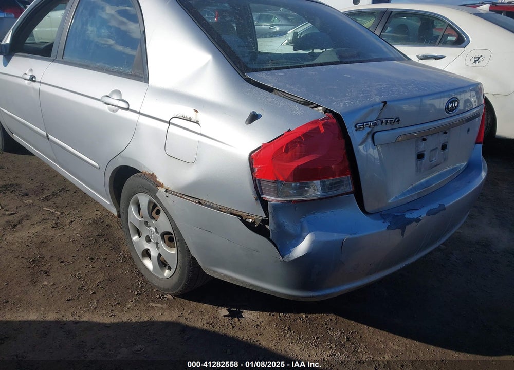 2007 KIA SPECTRA VIN: KNAFE121275453151