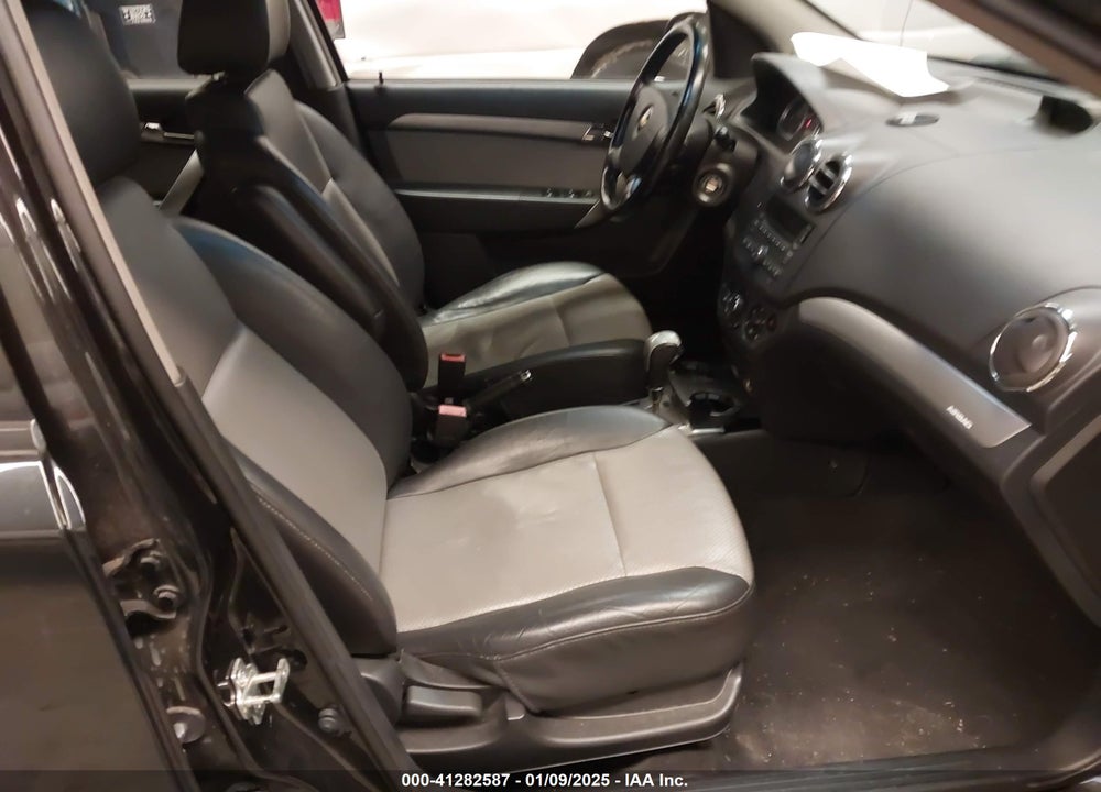 2009 CHEVROLET AVEO LT VIN: KL1TG66E49B357737