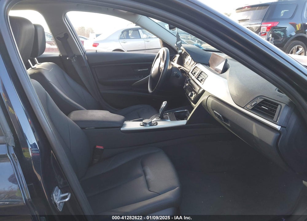 2017 BMW 320I XDRIVE VIN: WBA8E5G30HNU42841
