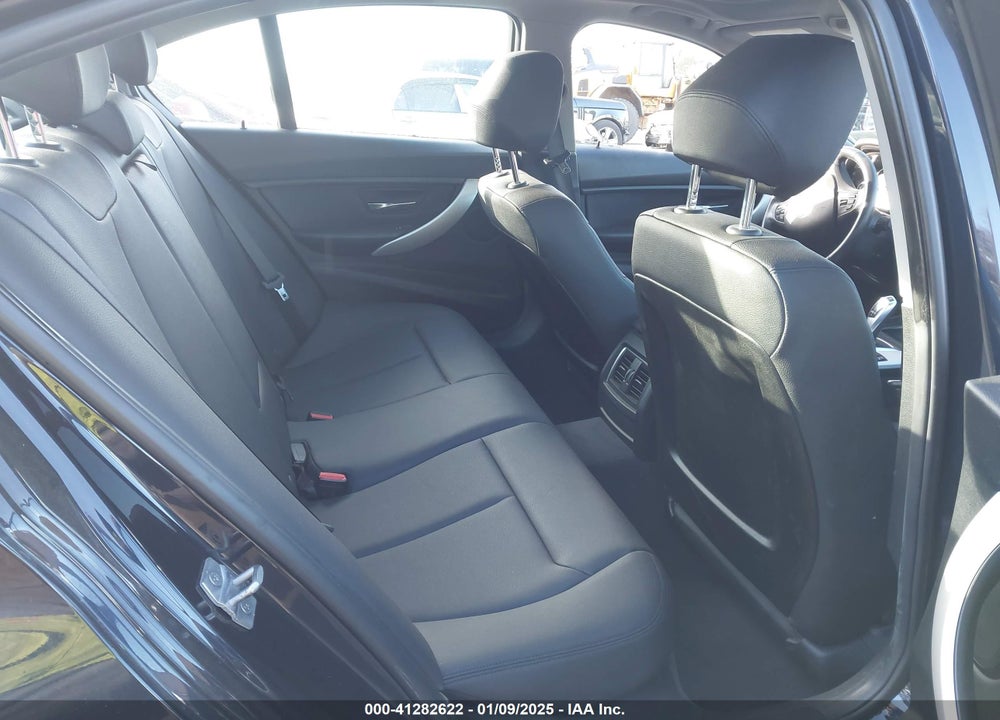 2017 BMW 320I XDRIVE VIN: WBA8E5G30HNU42841