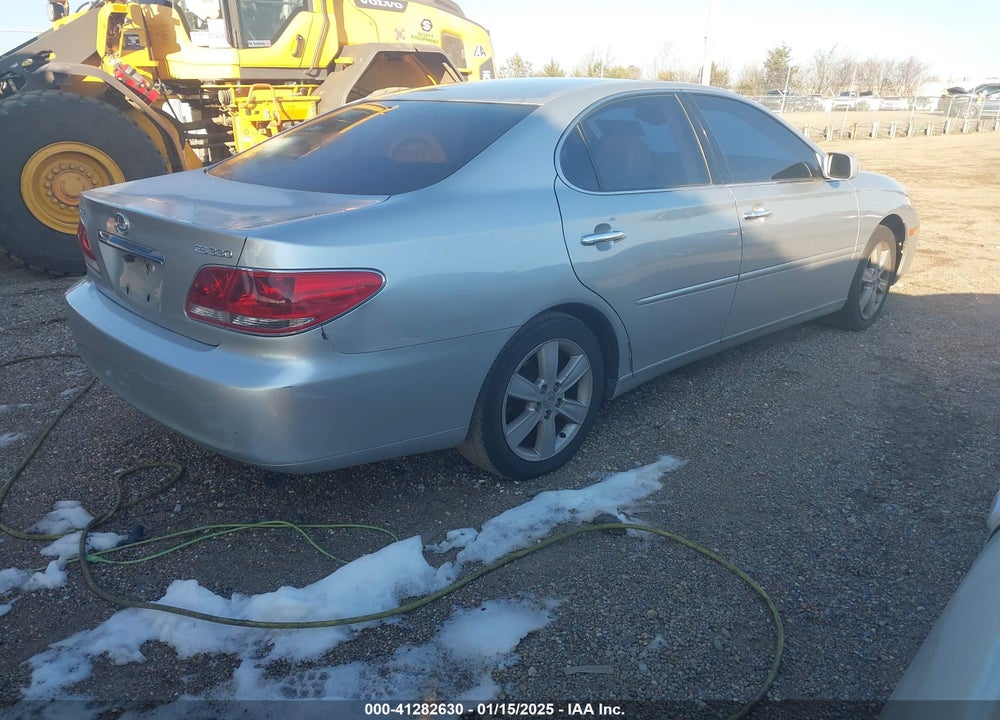 2005 LEXUS ES 330 VIN: JTHBA30G555091599
