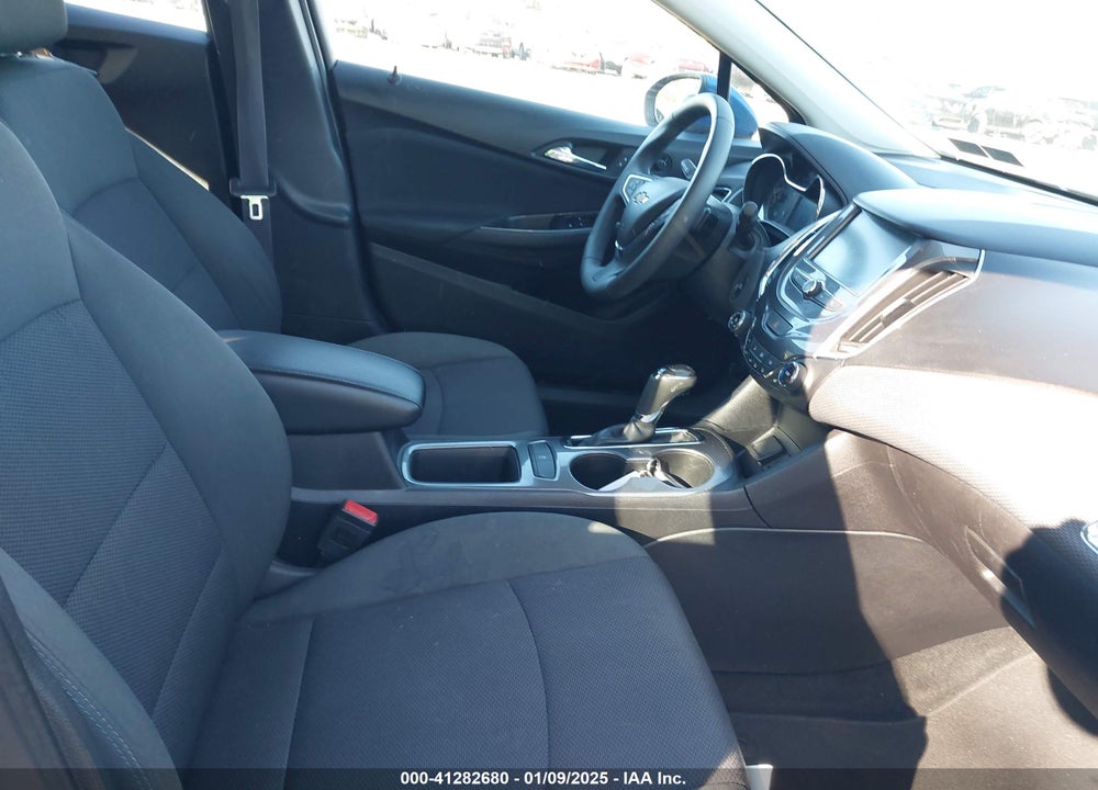 2016 CHEVROLET CRUZE VIN: 1G1BE5SM2G7318901