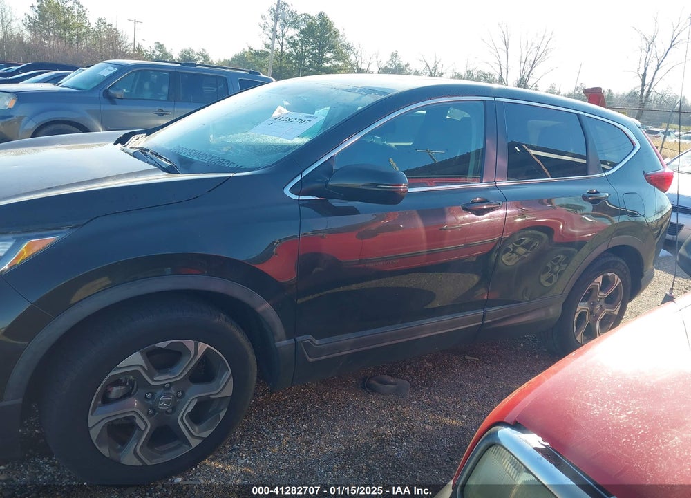 2018 HONDA CR-V EX VIN: 7FARW1H53JE002781