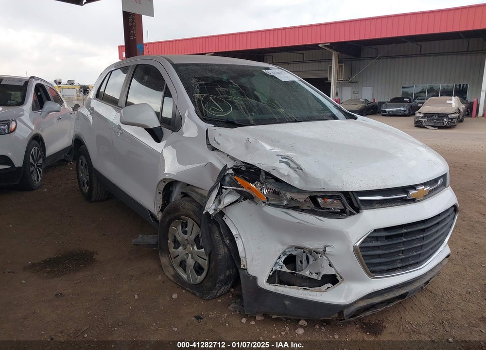 2018 CHEVROLET TRAX LS VIN: 3GNCJKSB2JL386016